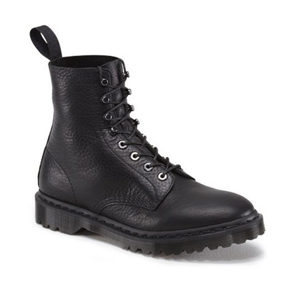 Dr. Martens Shoes - Doc Martens all Black Hadley boots 8-tie